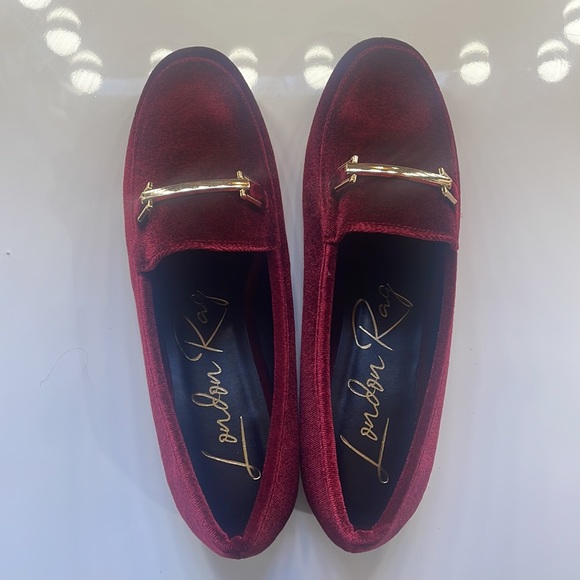 Burgundy Velvet Horsebit Loafers,slip on, slides,flats, size 7,New in Box - Picture 7 of 11